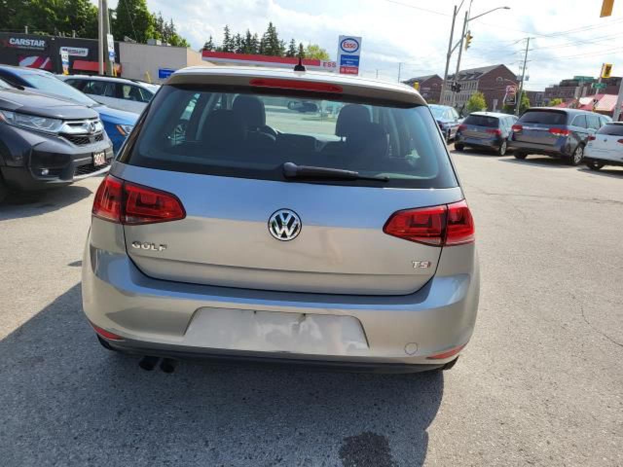 2016 Volkswagen Golf COMFORTLINE Photo4