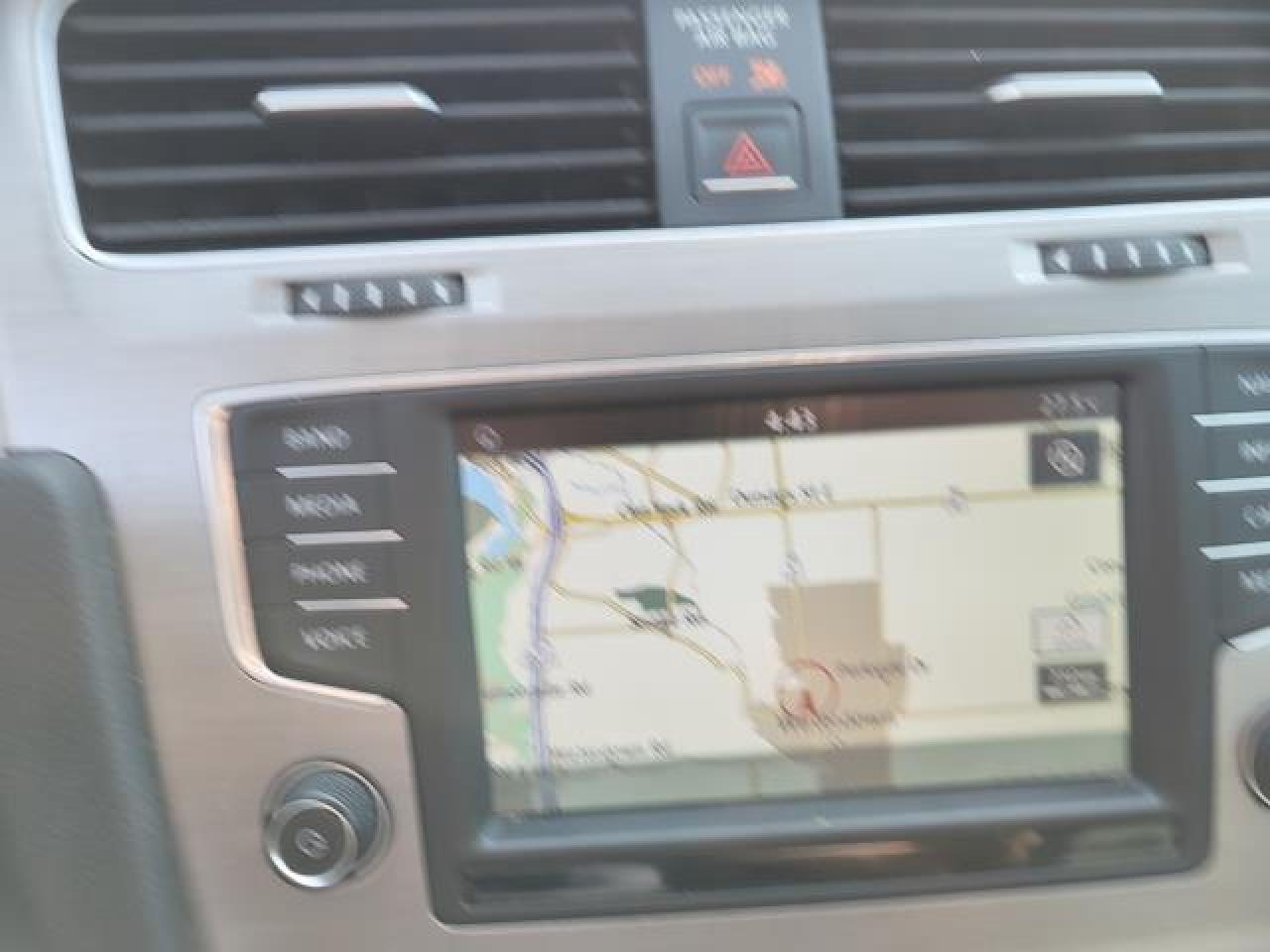 2016 Volkswagen Golf COMFORTLINE Photo