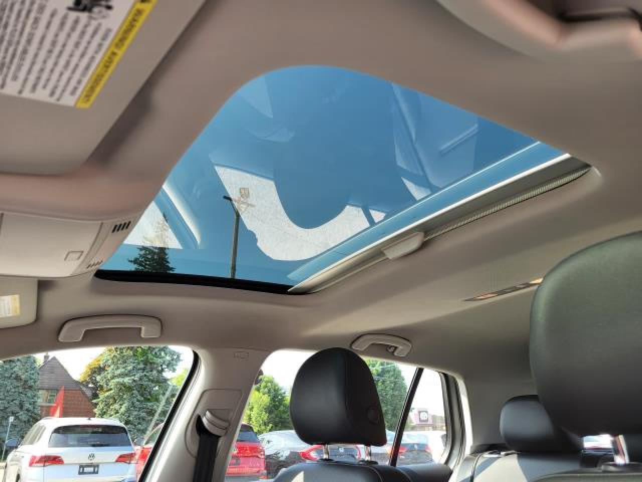 2016 Volkswagen Golf COMFORTLINE Photo