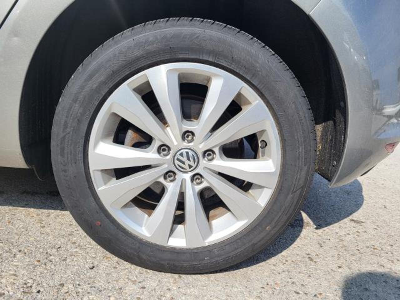 2016 Volkswagen Golf COMFORTLINE Photo