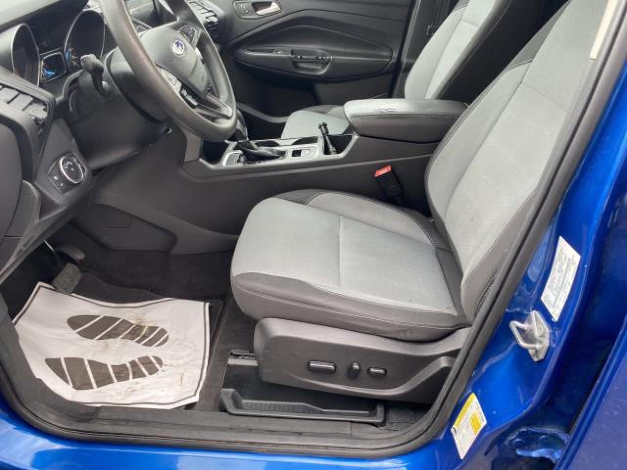 2019 Ford Escape SE 4WD - Photo #10