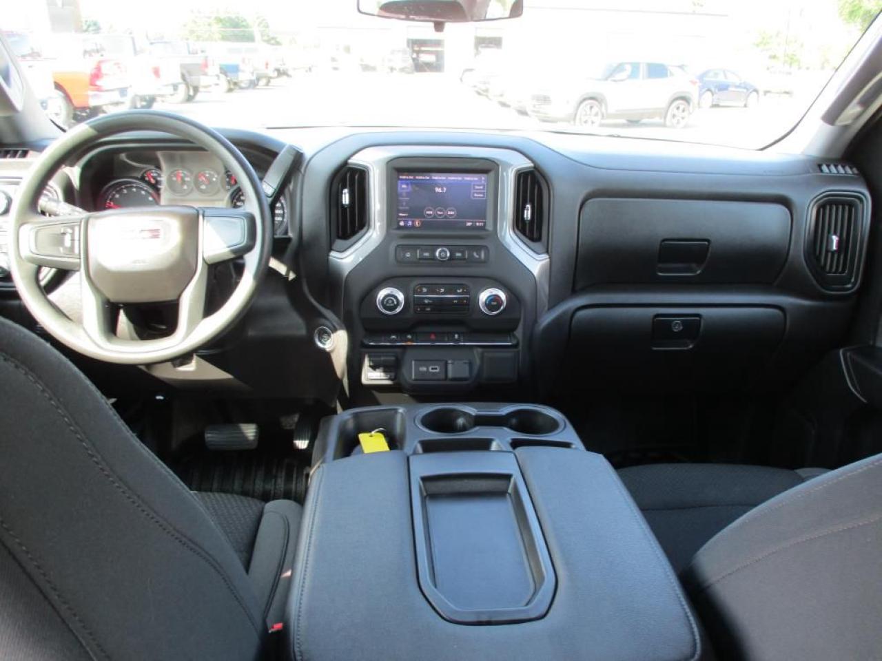 2023 GMC Sierra 1500 CREW PRO 4X4 Photo19