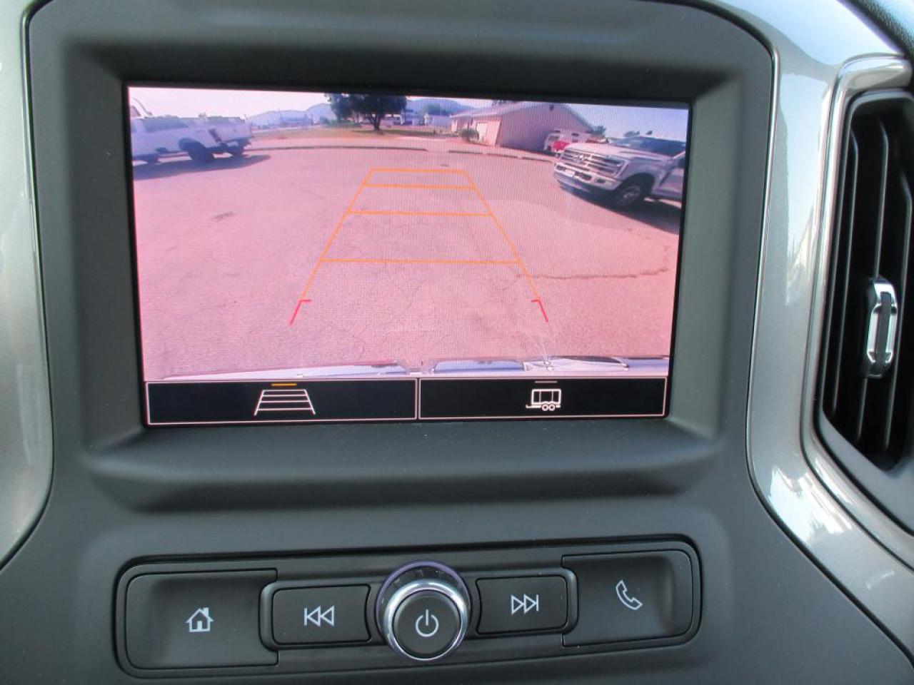 2023 GMC Sierra 1500 CREW PRO 4X4 Photo17