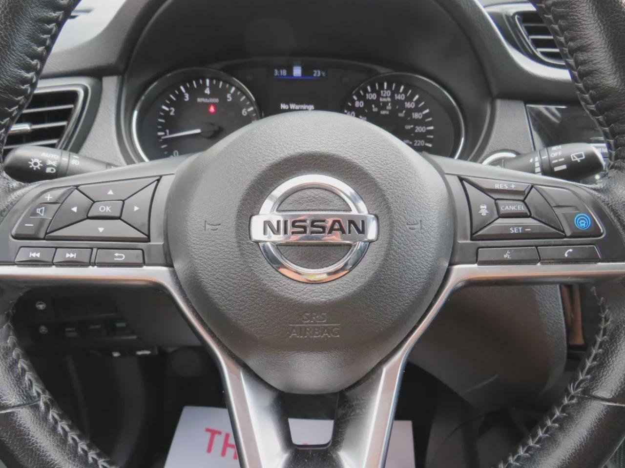 2023 Nissan Qashqai SL (**CLEAN TITLE/NO ACCIDENTS!!**SAFETY/CERTIFIED!!**AWD**ALLOY RIMS**REMOTE START**LEATHER**SUNROOF**POWER SEATS**MEMORY SEATS**DUAL CLIMATE CONTROL**HEATED SEATS/STEERING WHEEL**REVERSE CAMERA**NAVIGATION**PUSH BUTTON START**DIGITAL TOUCHSCREEN**CRUISE Photo