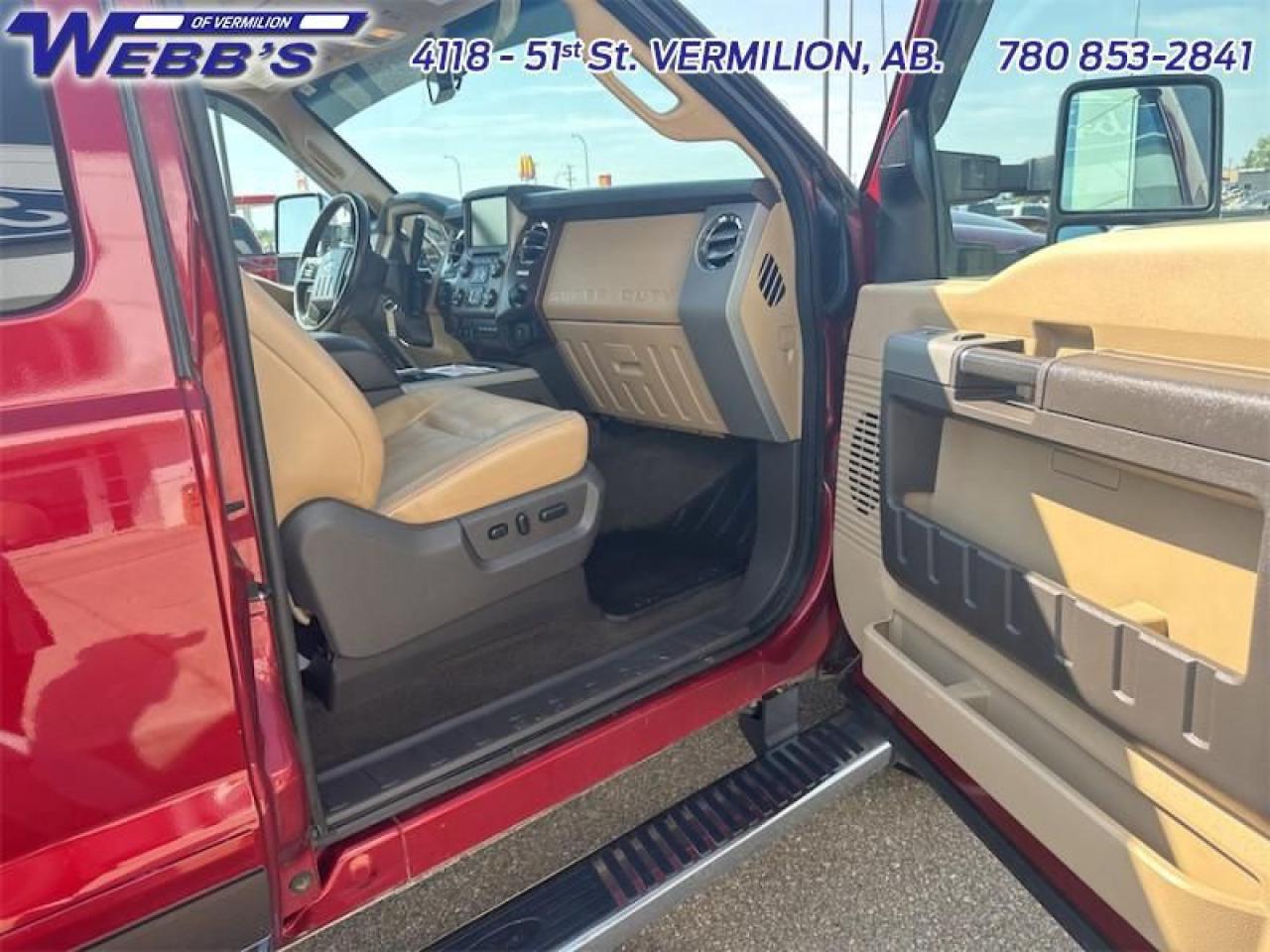 2015 Ford F-350 Super Duty Lariat Photo5