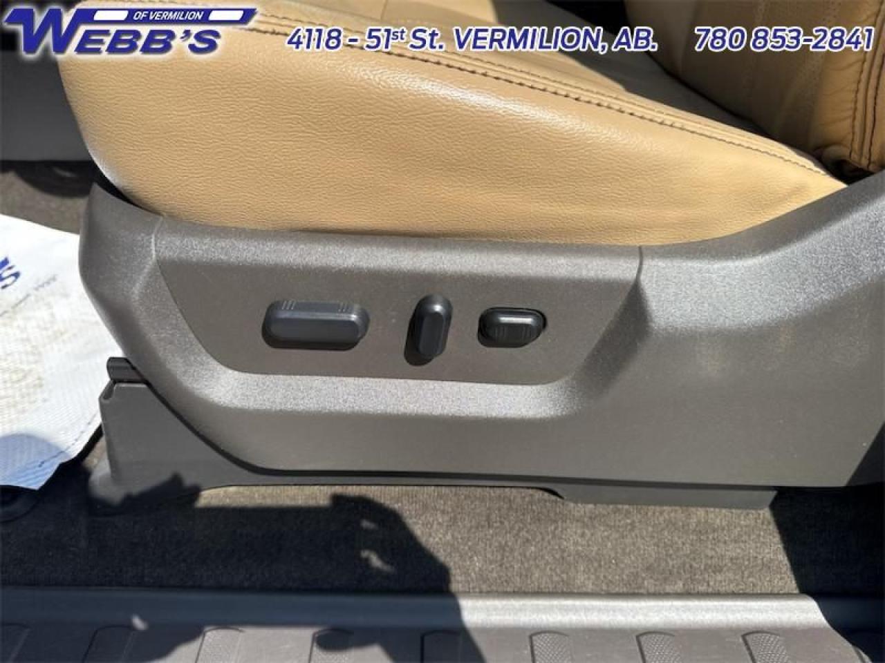 2015 Ford F-350 Super Duty Lariat Photo5