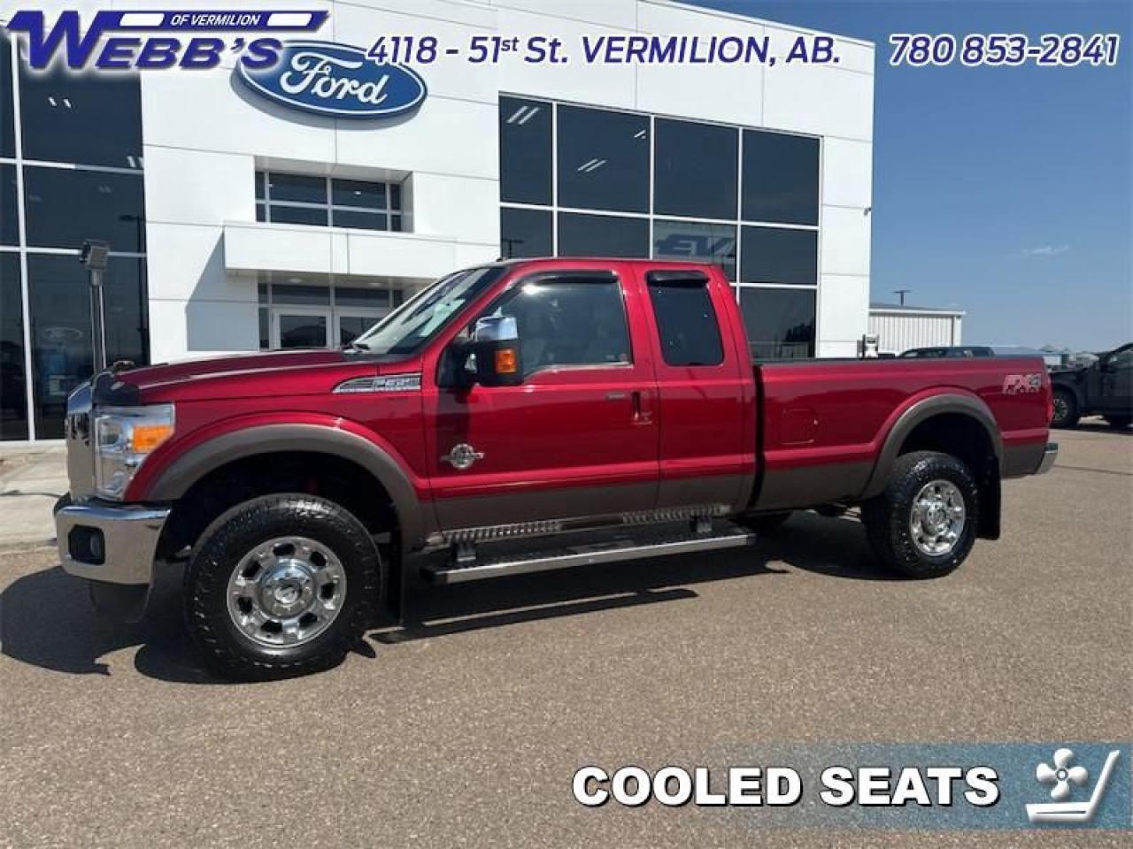 2015 Ford F-350 Super Duty Lariat Photo2