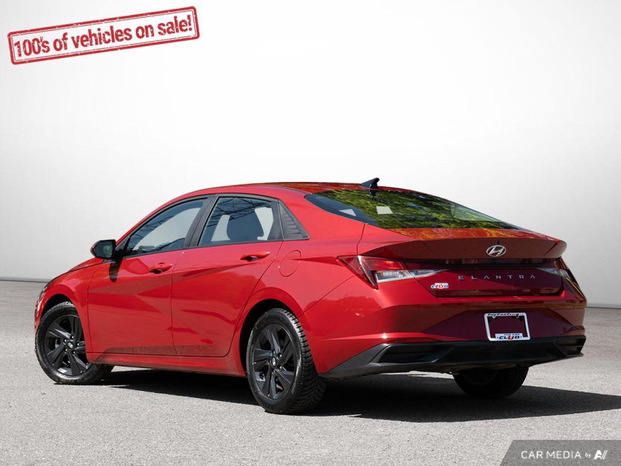 2022 Hyundai Elantra Preferred Photo3