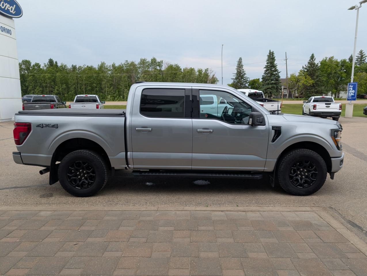 2024 Ford F-150 XLT Photo4
