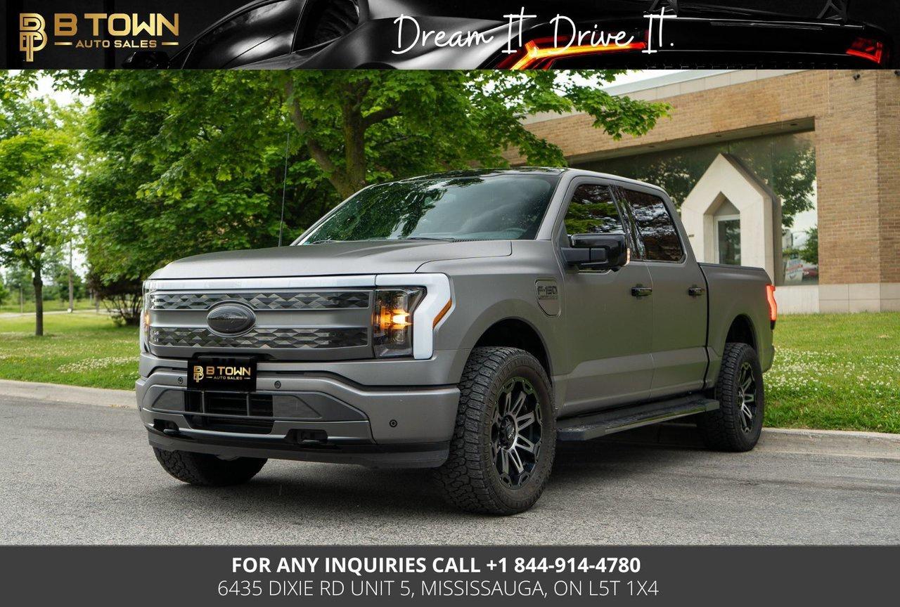 2022 Ford F-150 Lightning Lariat Photo0