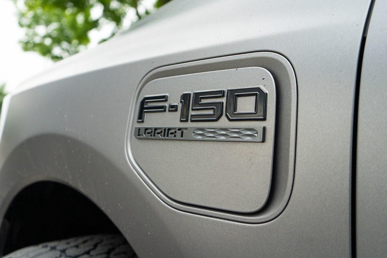 2022 Ford F-150 Lightning Lariat Photo