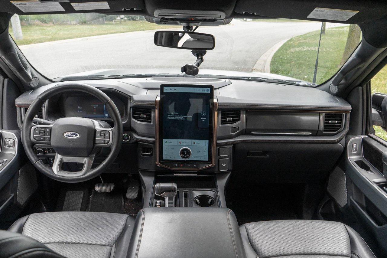 2022 Ford F-150 Lightning Lariat Photo