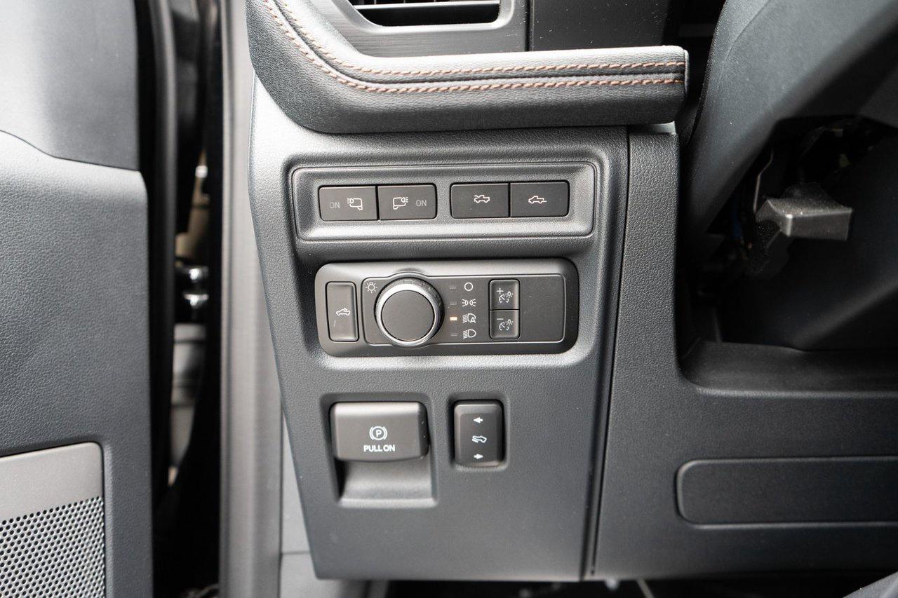 2022 Ford F-150 Lightning Lariat Photo