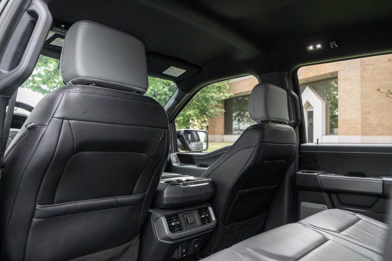 2022 Ford F-150 Lightning Lariat Photo