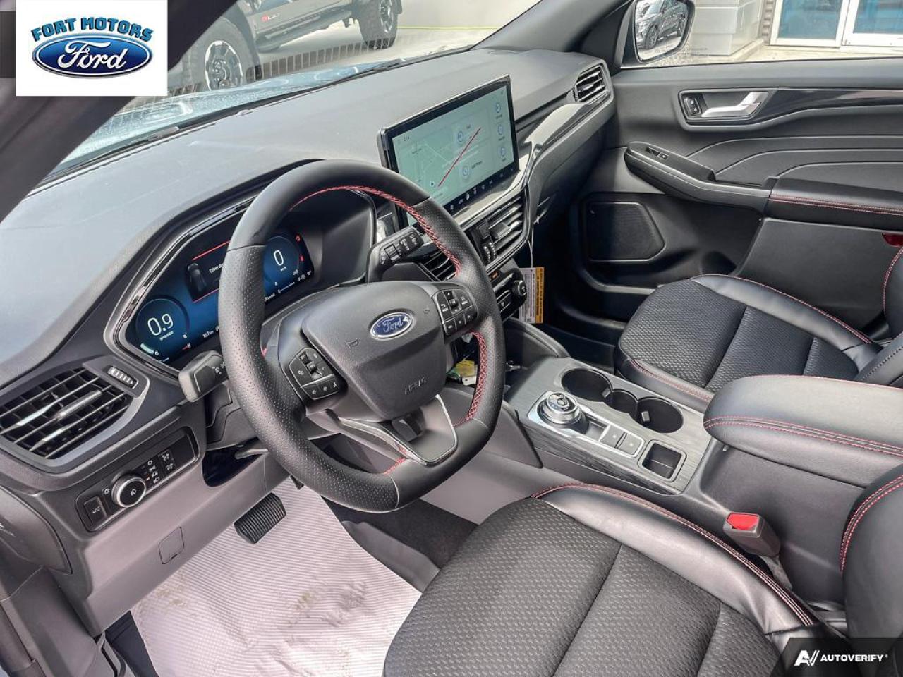 2025 Ford Escape ST-Line Elite Photo5