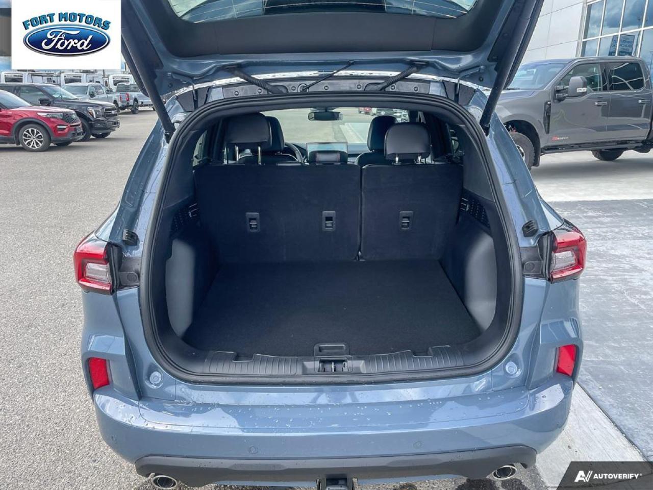 2025 Ford Escape ST-Line Elite Photo5