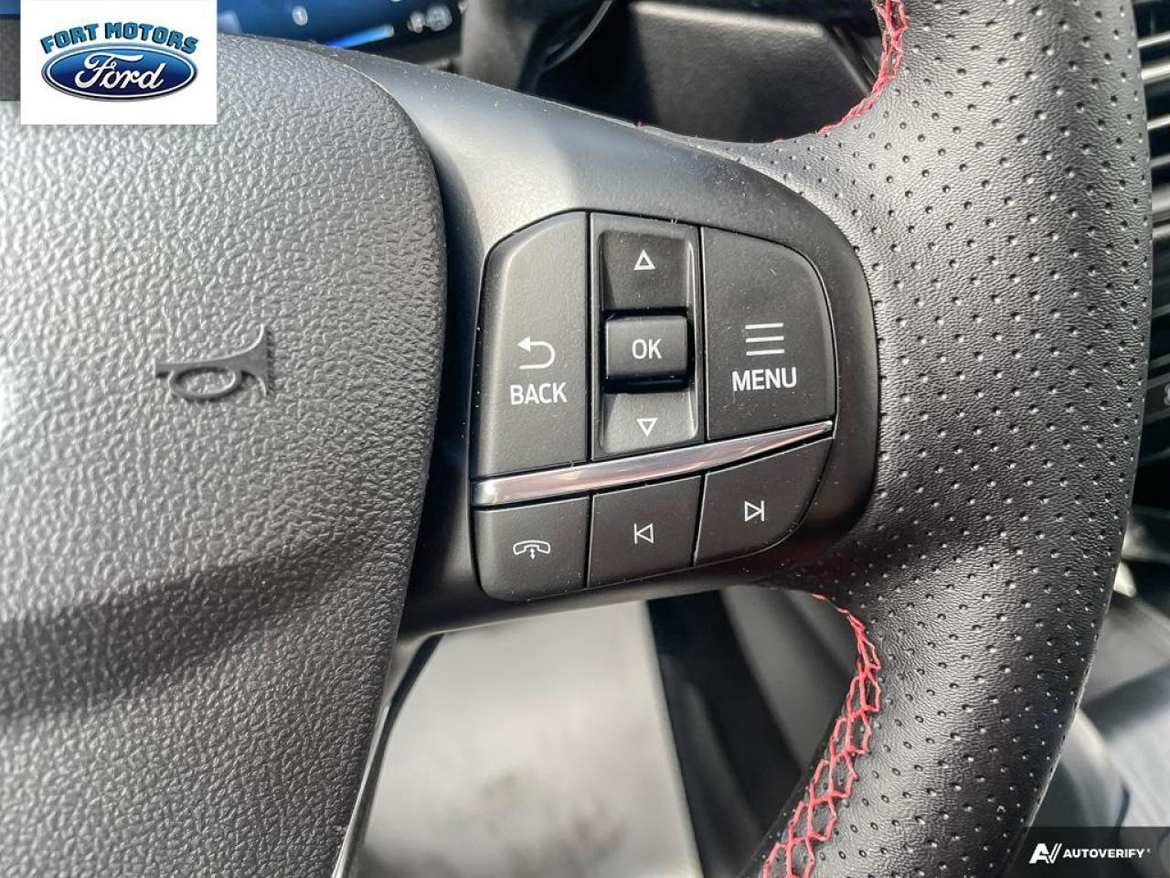 2025 Ford Escape ST-Line Elite Photo5