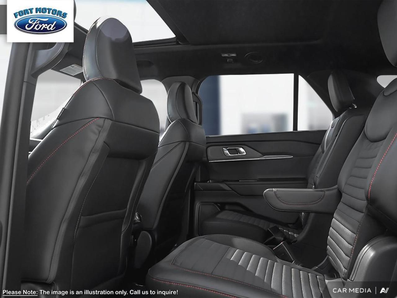 2025 Ford Explorer ST-Line Photo5