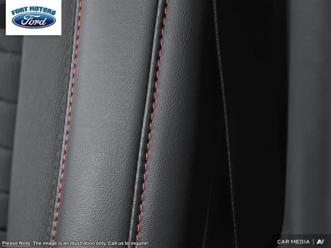 2025 Ford Explorer ST-Line Photo5
