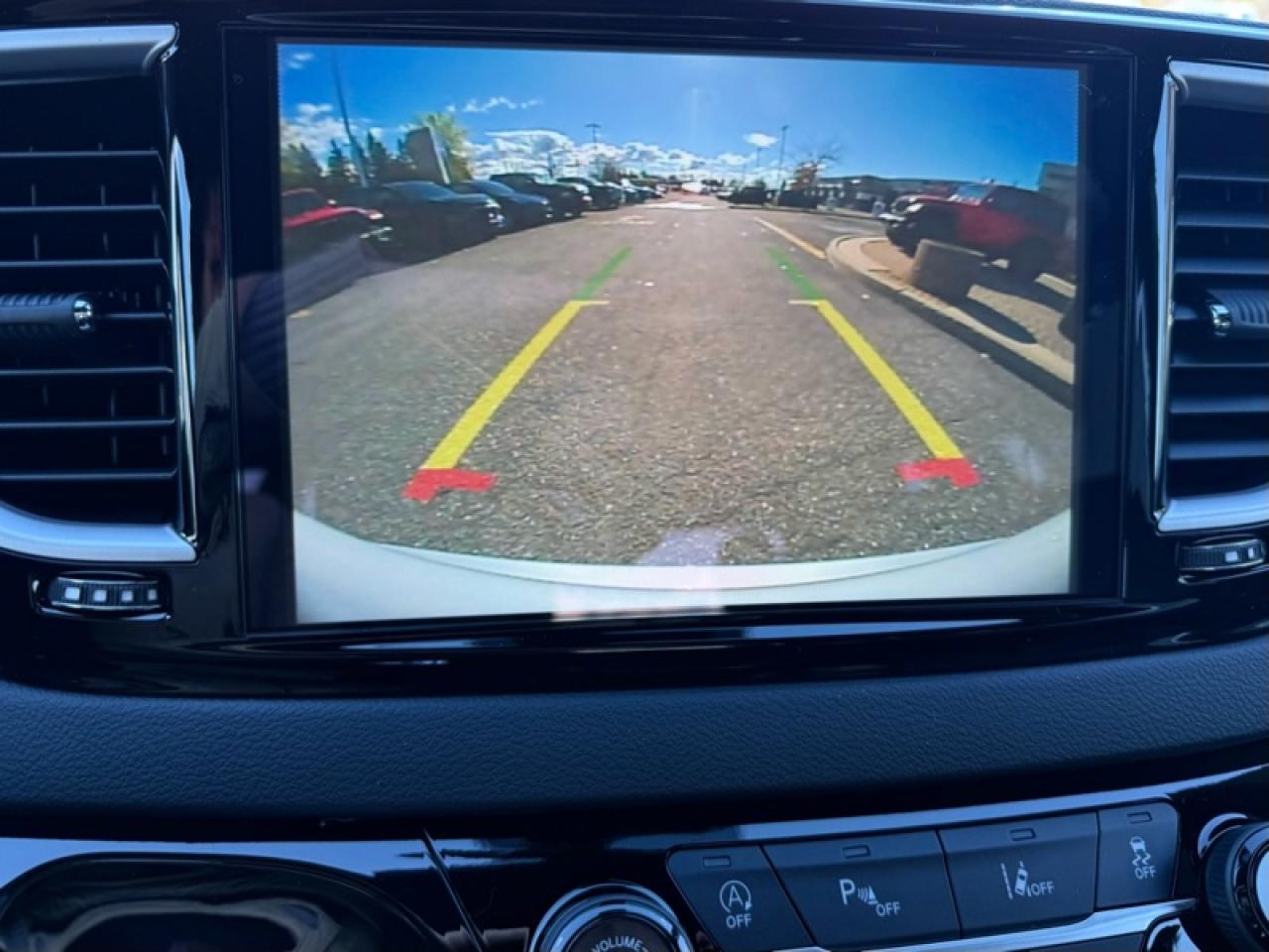 2025 Dodge Grand Caravan SXT  - Heated Seats Photo