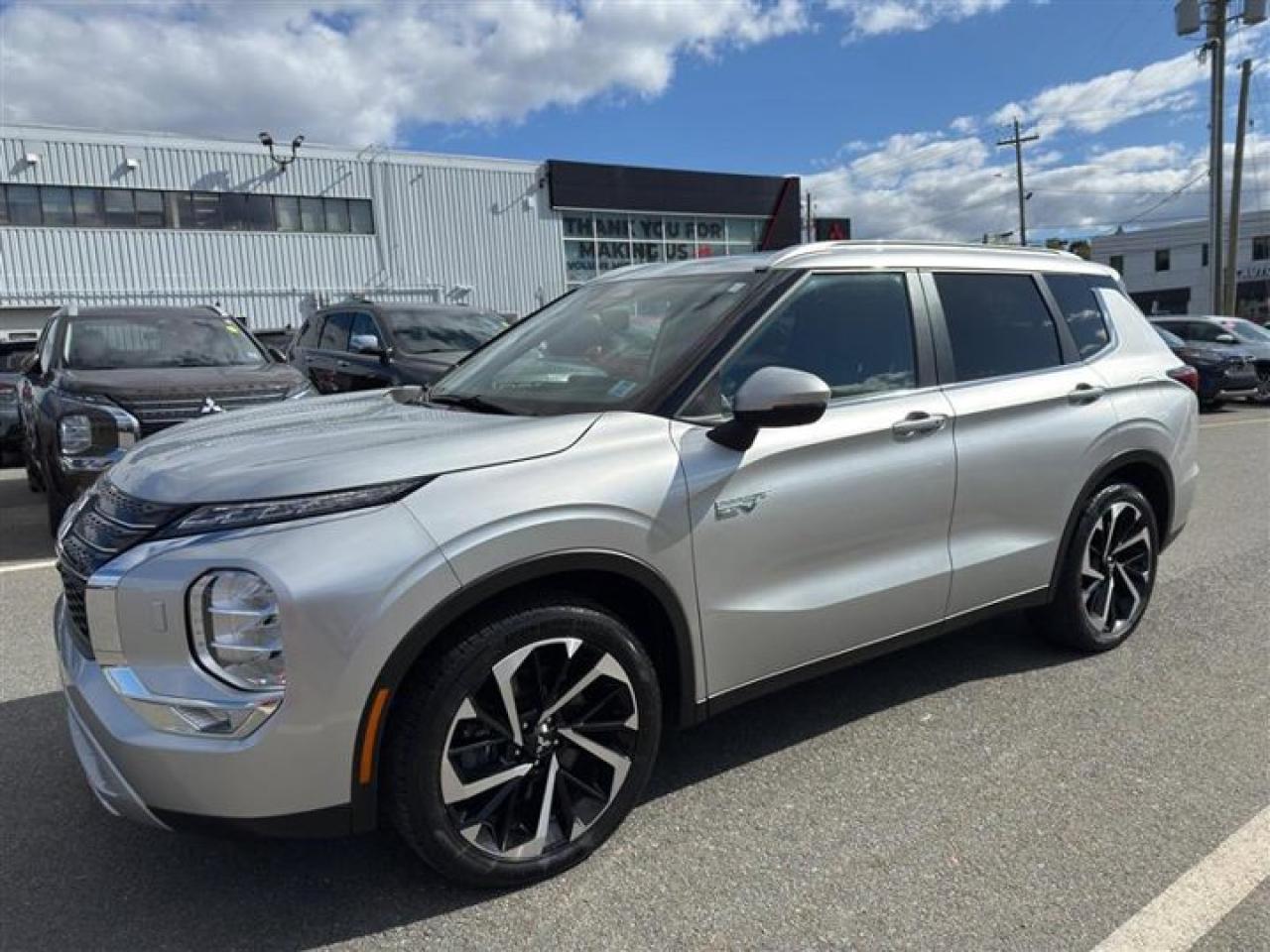 Used 2024 Mitsubishi Outlander Plug-In Hybrid SEL for sale in Halifax, NS