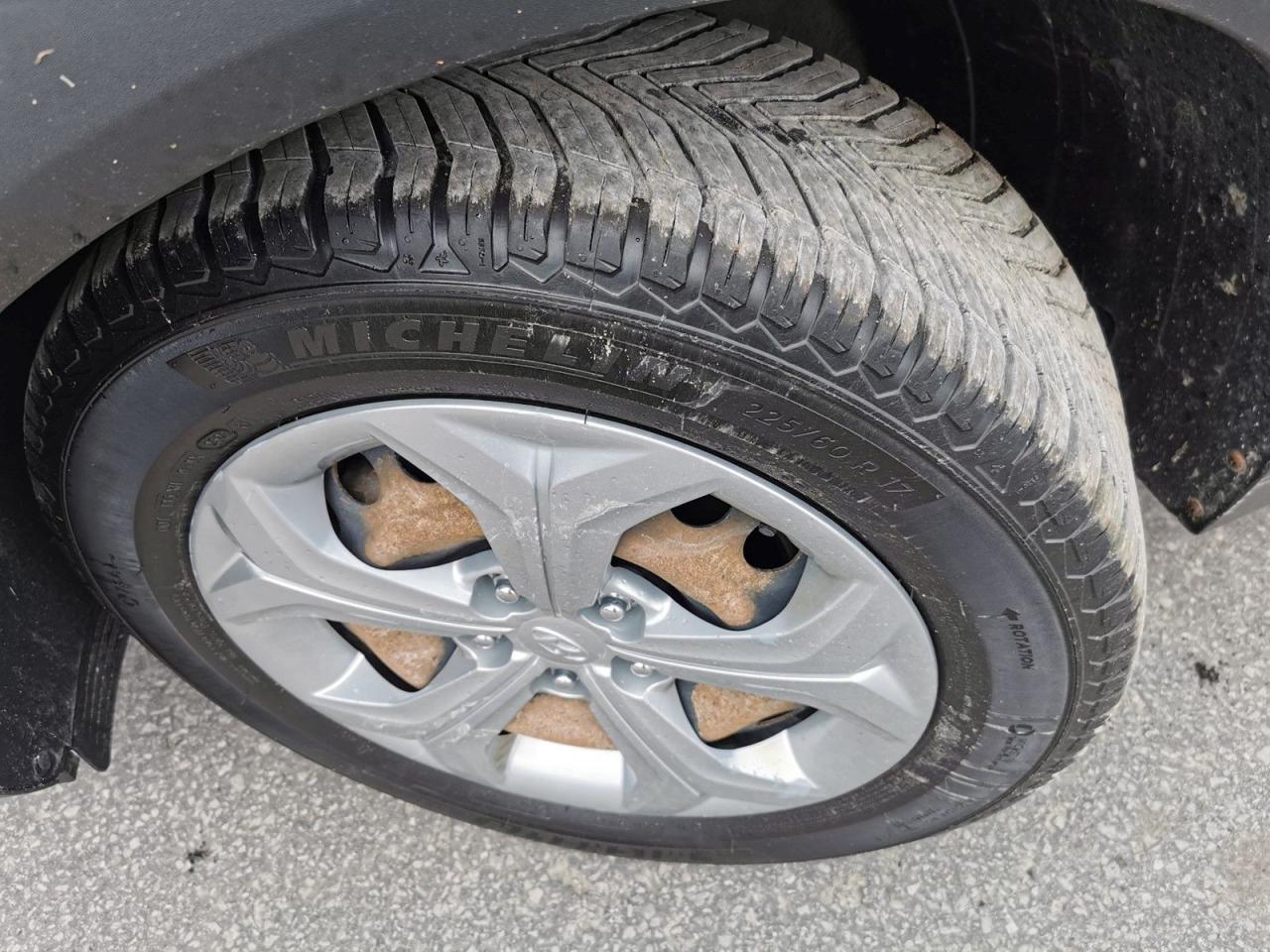 2019 Hyundai Tucson SE - Photo #9