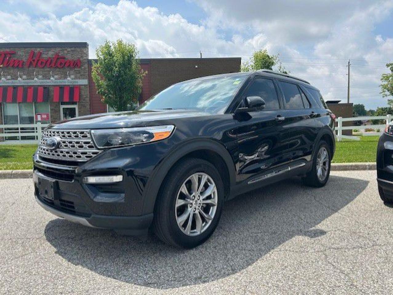 Used 2022 Ford Explorer Limited 4WD for sale in Watford, ON
