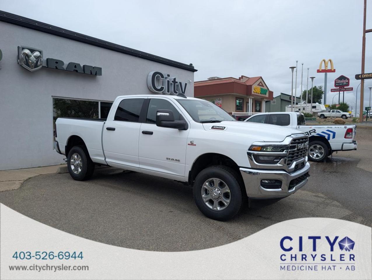 New 2025 RAM 3500 Big Horn 4x4 Crew Cab 6'4