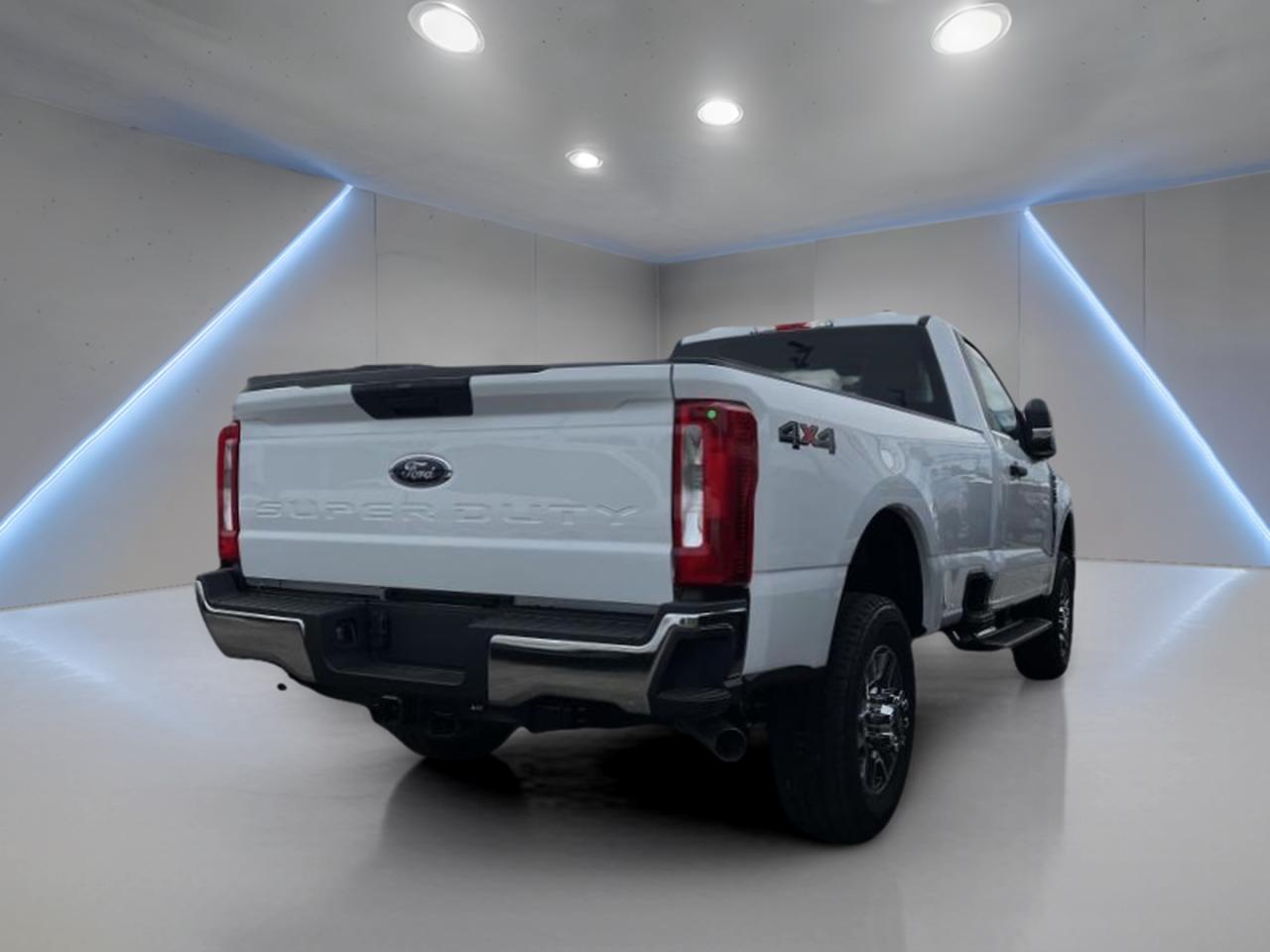 2025 Ford F-350 Super Duty SRW XLT Photo