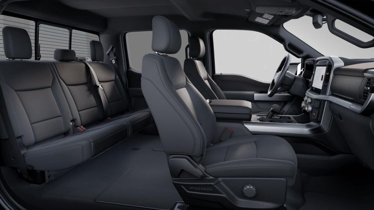 2025 Ford F-150 XLT Photo14