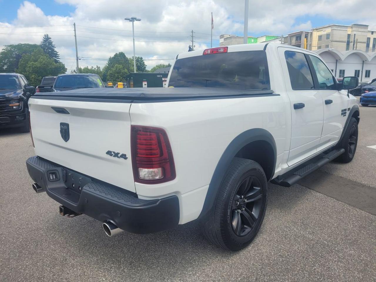 2021 RAM 1500 Classic WARLOCK Photo19