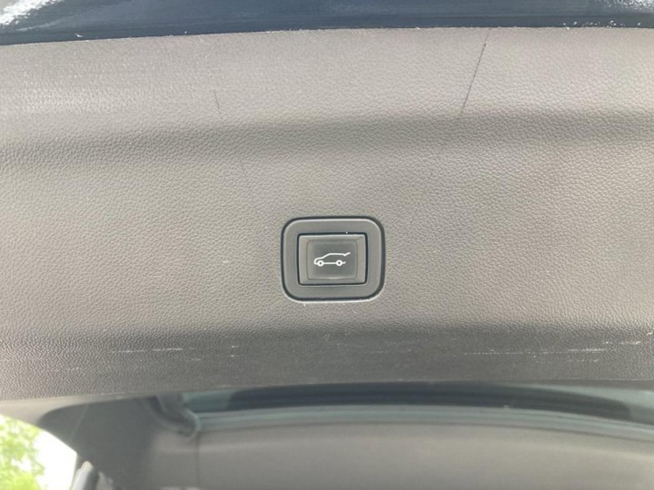 12656418