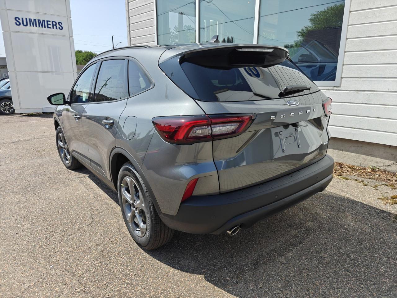 2025 Ford Escape ST-Line AWD Photo