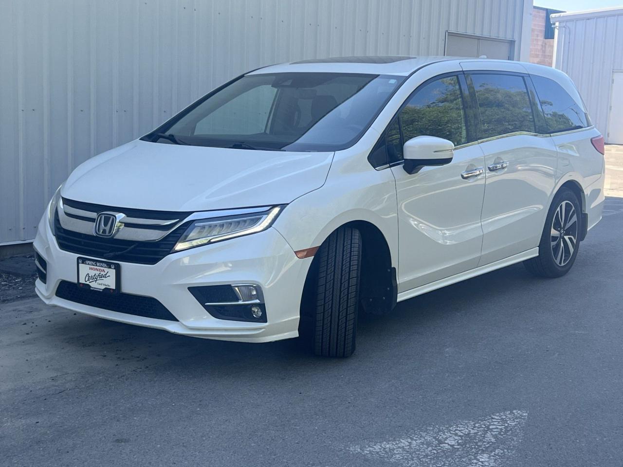 Used 2020 Honda Odyssey Touring $284 BI-WEEKLY - EXTENDED WARRANTY, LOCAL TRADE, WELL MAINTAINED for sale in Cranbrook, BC