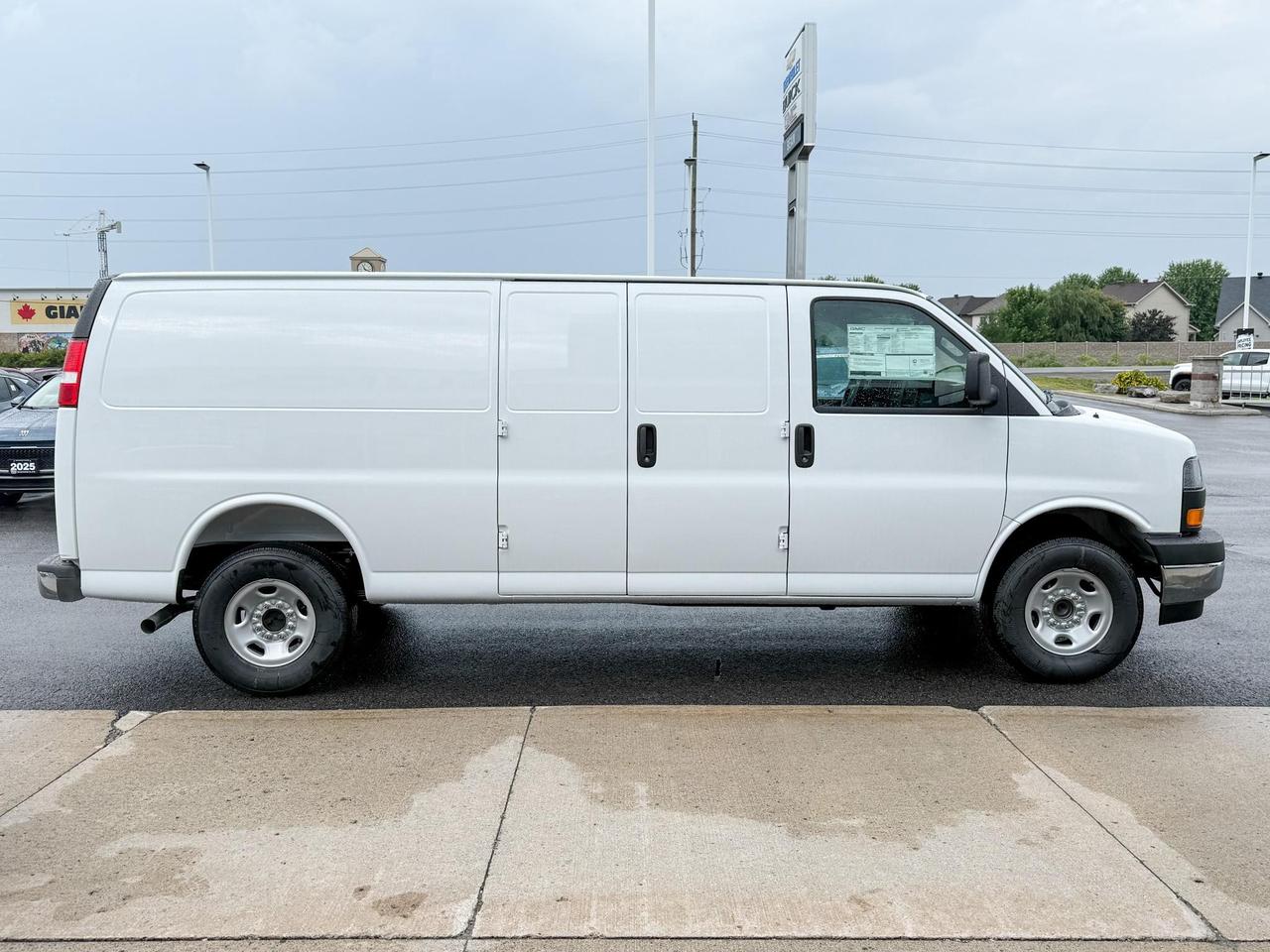 2025 GMC Savana 2500 Work Van 4.3L V6, REMOTE START/ENTRY, POWER DRIVER SEAT, AIR CONDITIONING, CRUISE CONTROL, MP3 PLAYER, BLUETOOTH, REAR VISION CAMERA Photo
