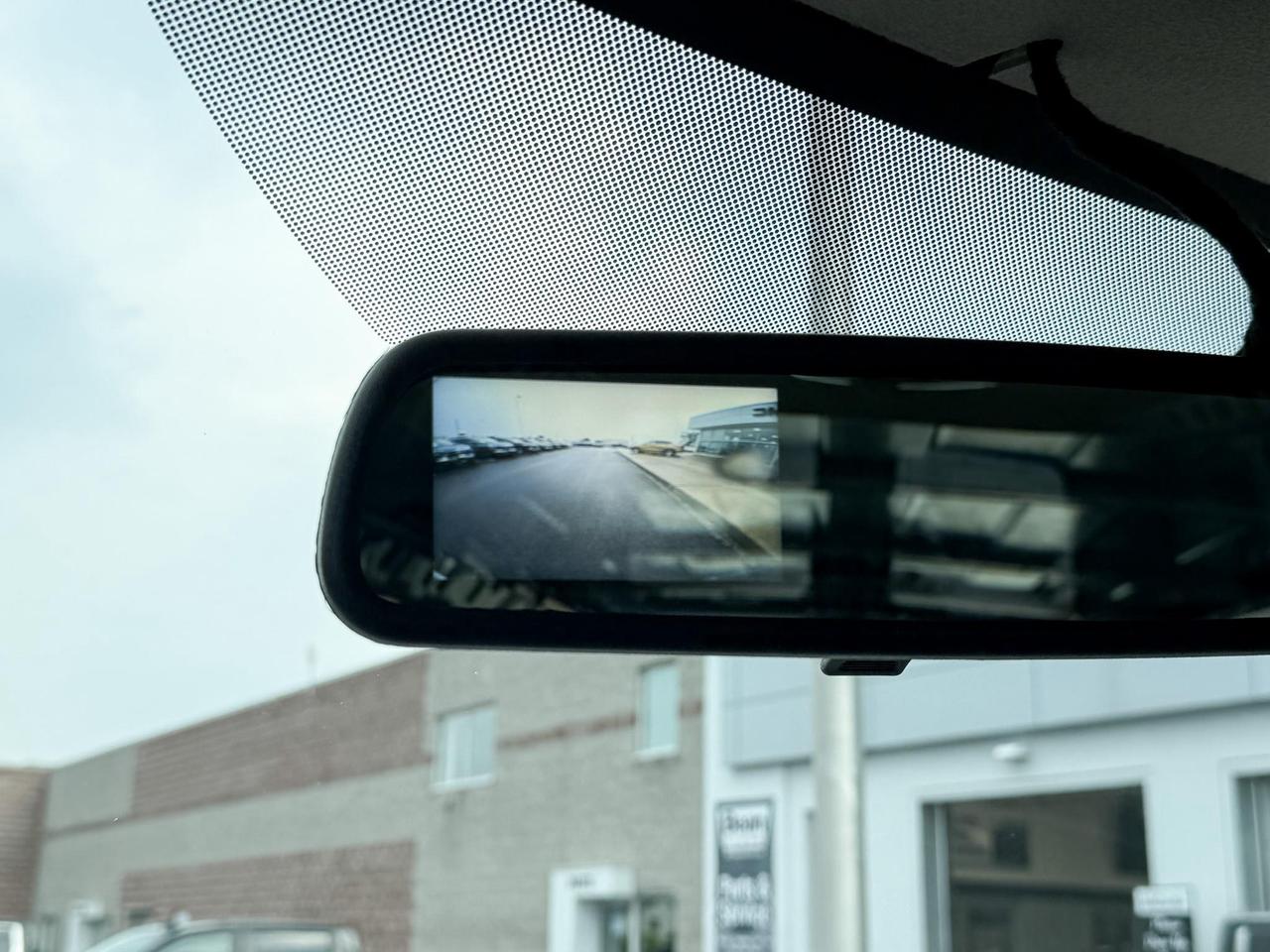 2025 GMC Savana 2500 Work Van 4.3L V6, REMOTE START/ENTRY, POWER DRIVER SEAT, AIR CONDITIONING, CRUISE CONTROL, MP3 PLAYER, BLUETOOTH, REAR VISION CAMERA Photo