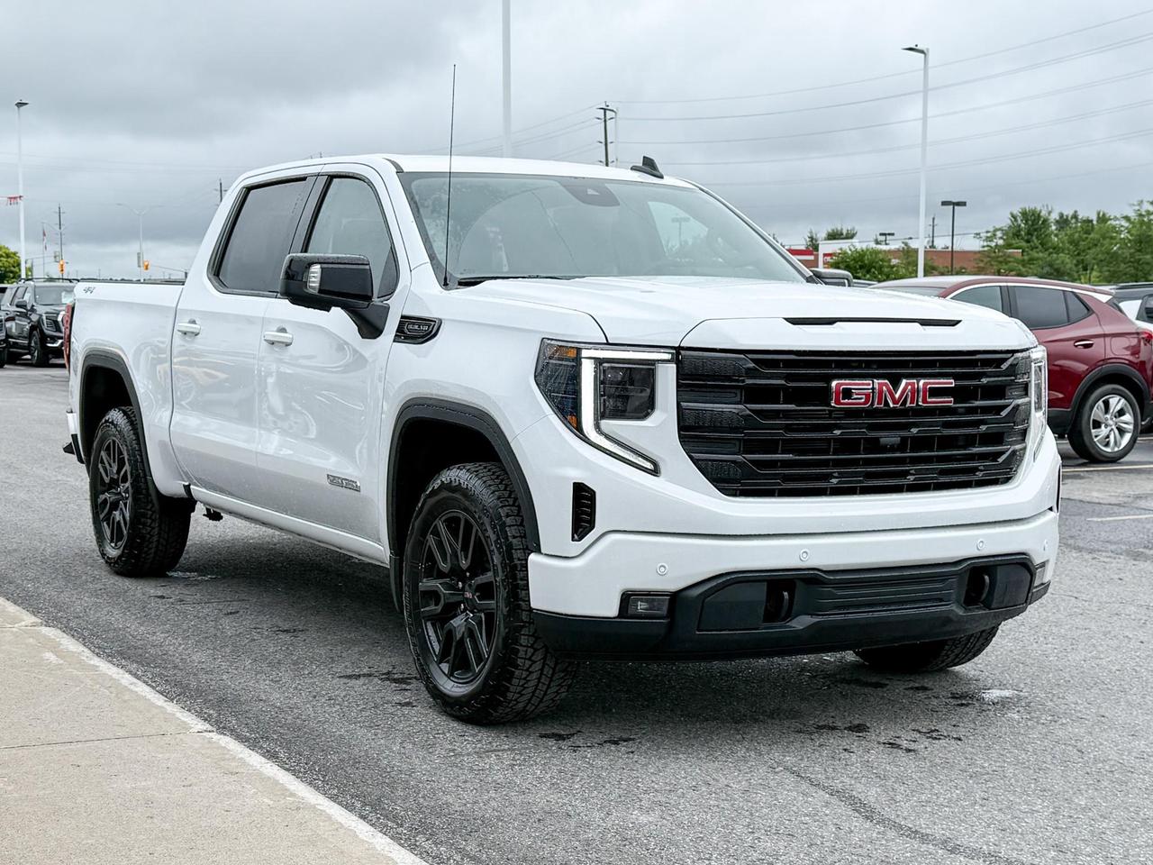 2025 GMC Sierra 1500 Elevation 5.3L V8 WITH REMOTE START/ENTRY, HEATED SEATS, HEATED STEERING WHEEL, CRUISE CONTROL, HD REAR VISION CAMERA, BOSE SOUND SYSTEM Photo