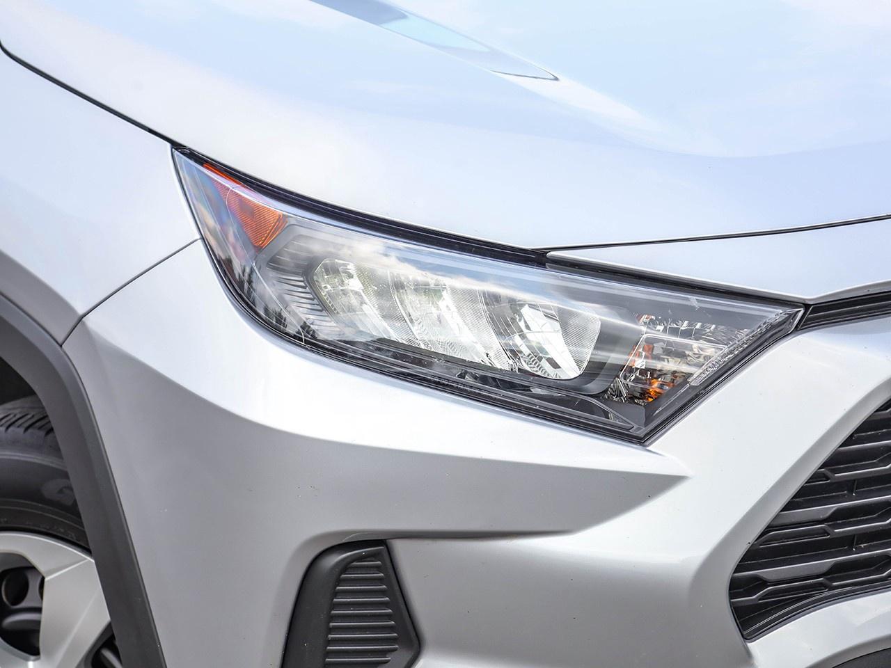 2023 Toyota RAV4 LE Photo