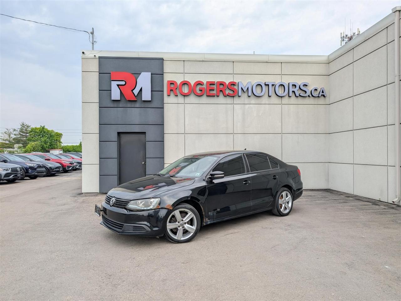 Used 2011 Volkswagen Jetta - 5SPD - SUNROOF - LEATHER for sale in Oakville, ON