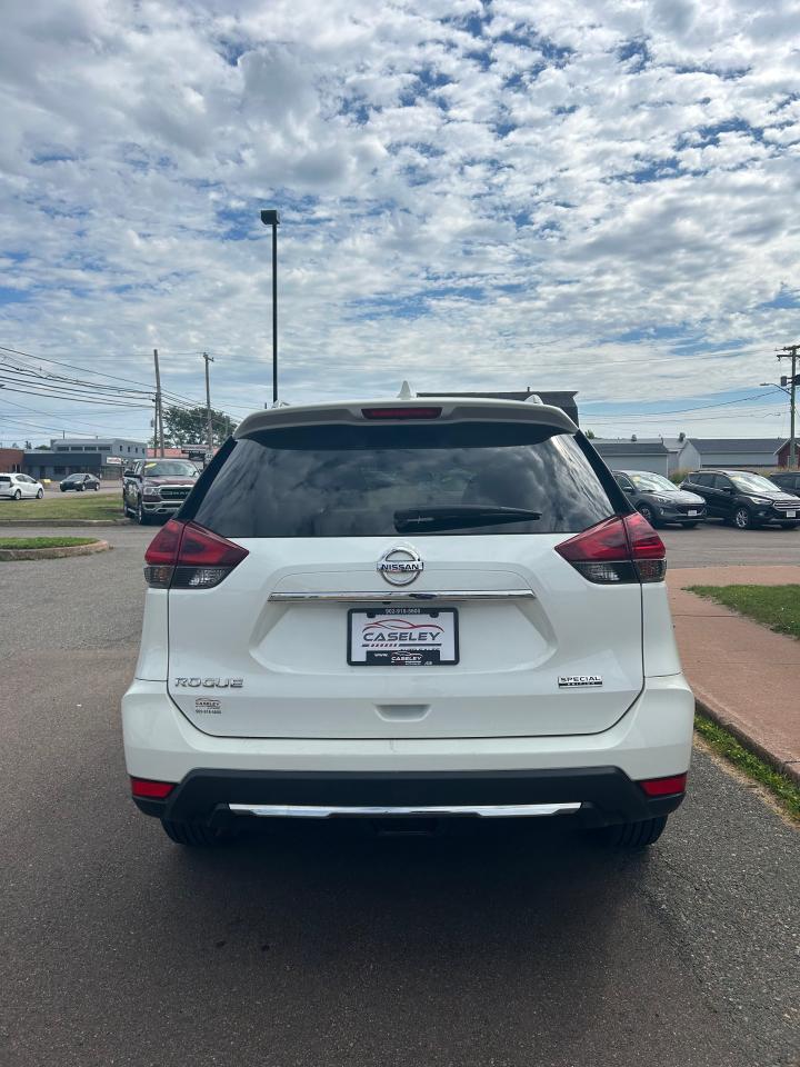 2020 Nissan Rogue S - Photo #5