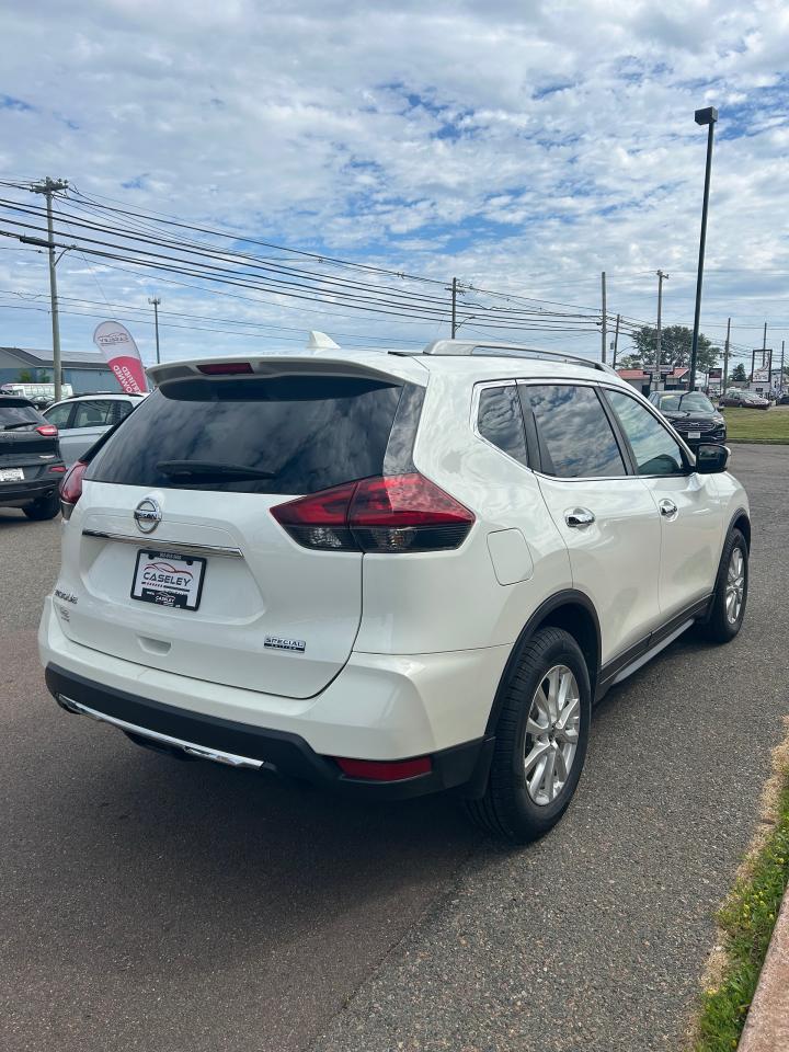 2020 Nissan Rogue S - Photo #4