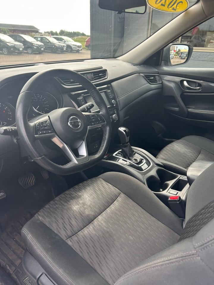 2020 Nissan Rogue S - Photo #7