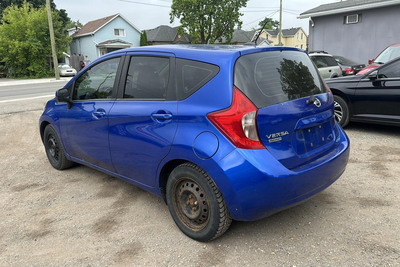 2014 Nissan Versa Note SV - Photo #3