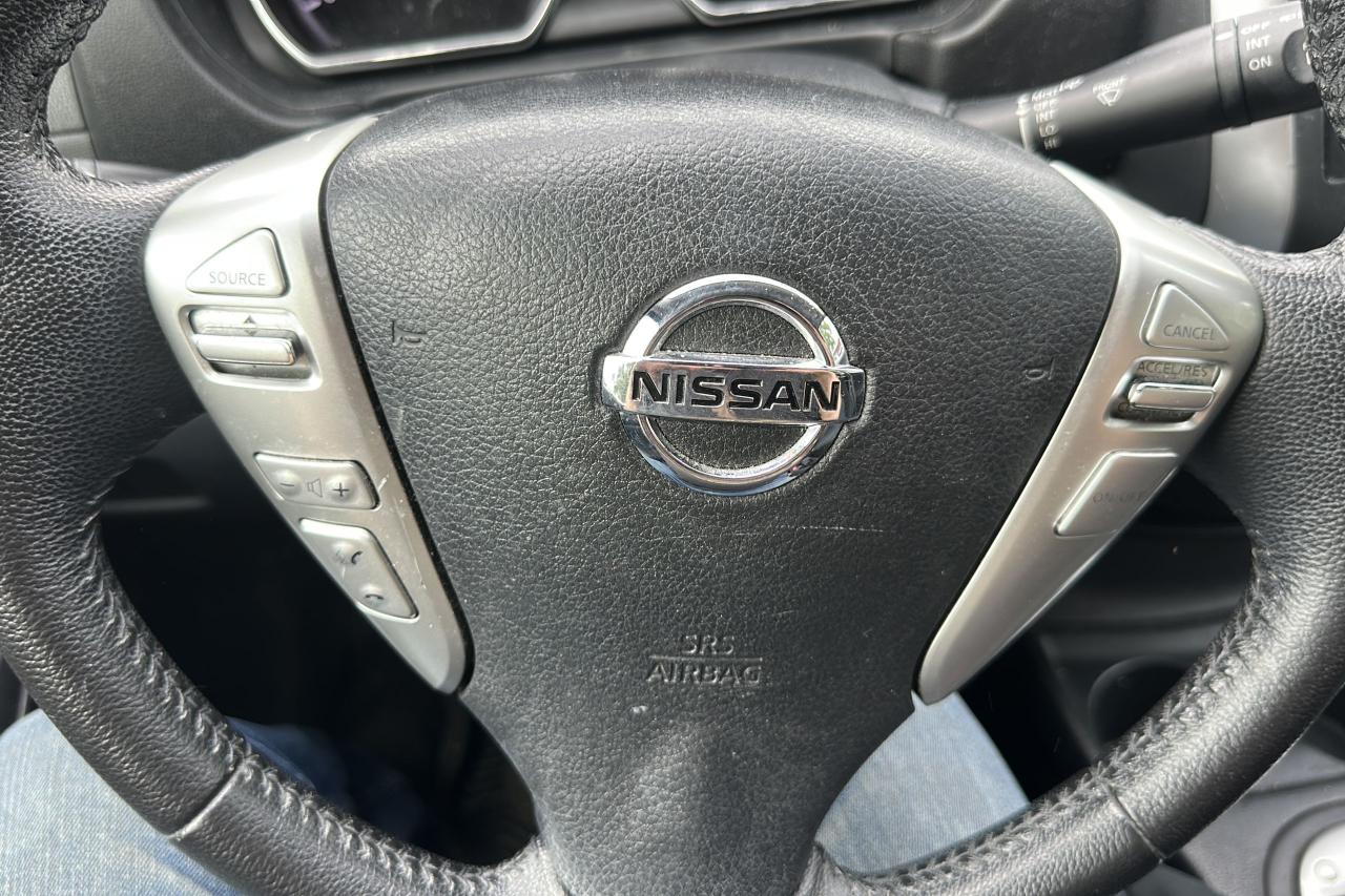 2014 Nissan Versa Note SV - Photo #11