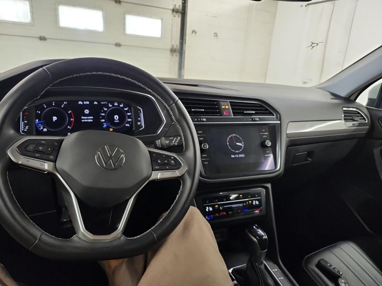 2022 Volkswagen Tiguan COMFORTLINE Photo2