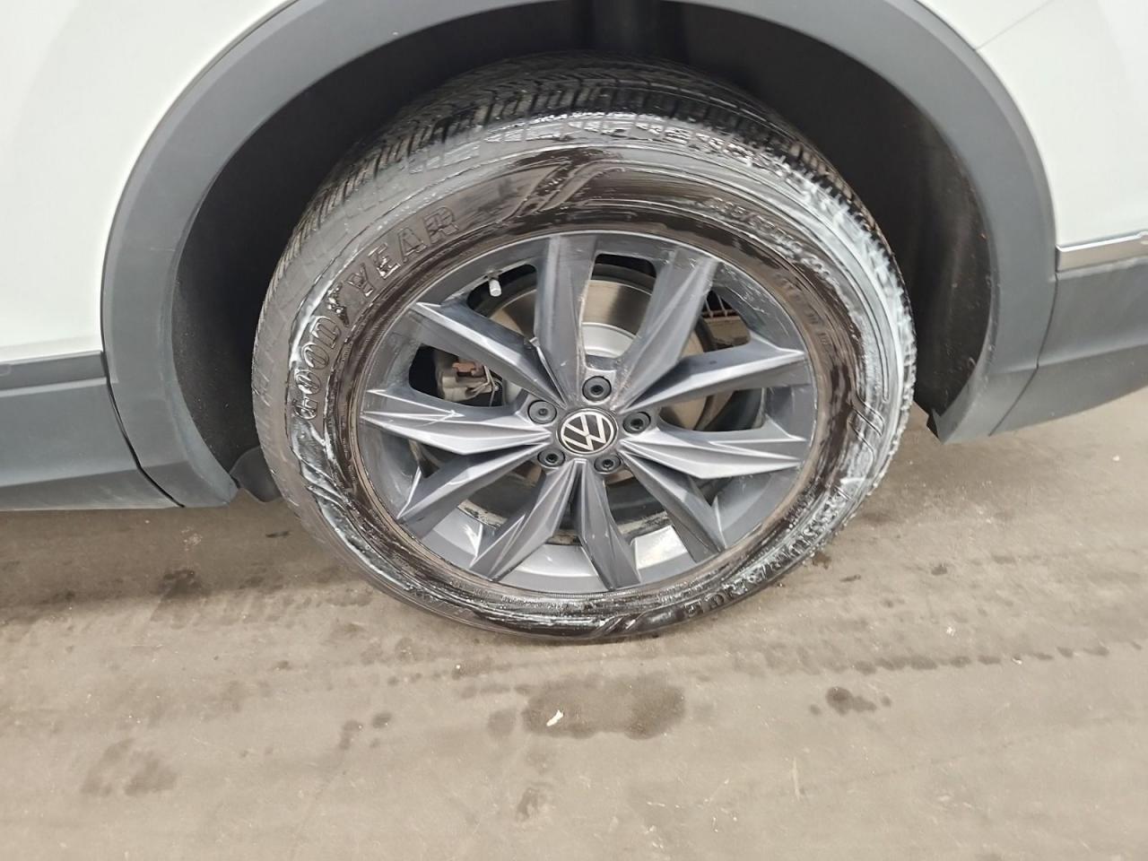 2022 Volkswagen Tiguan COMFORTLINE Photo