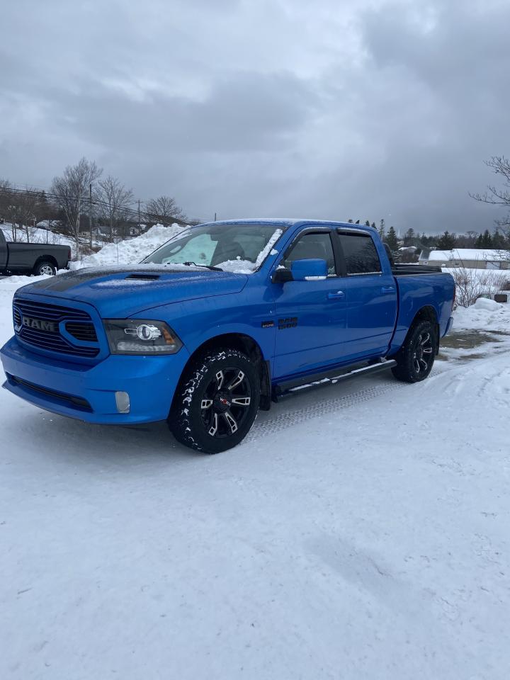2018 RAM 1500 SPORT