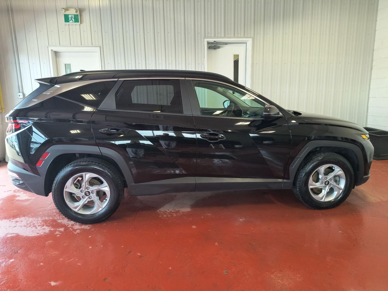2022 Hyundai Tucson Preferred Photo3