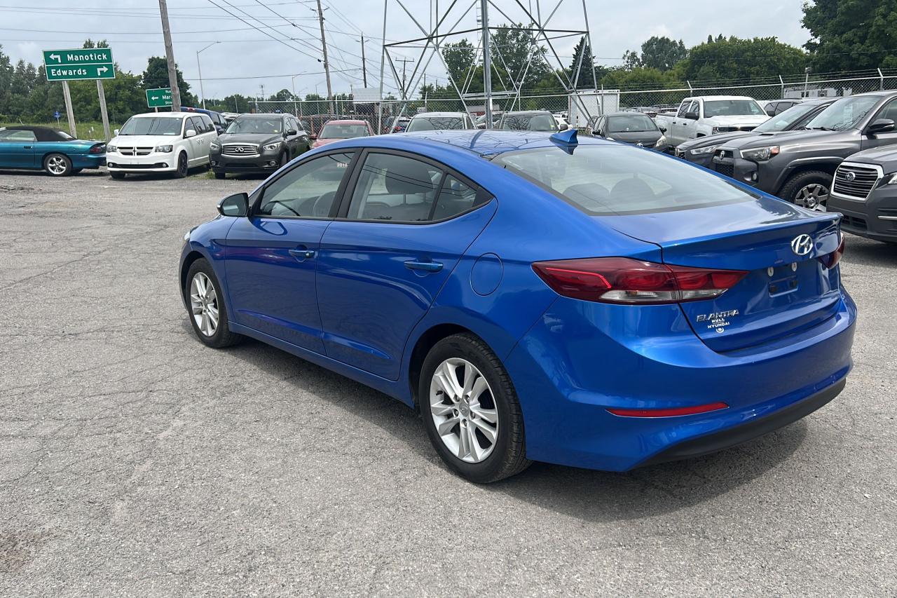 2018 Hyundai Elantra GL REBUILT TITLE - Photo #6