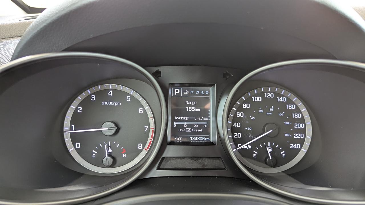 2017 Hyundai Santa Fe XL AWD 4dr Luxury - Photo #21